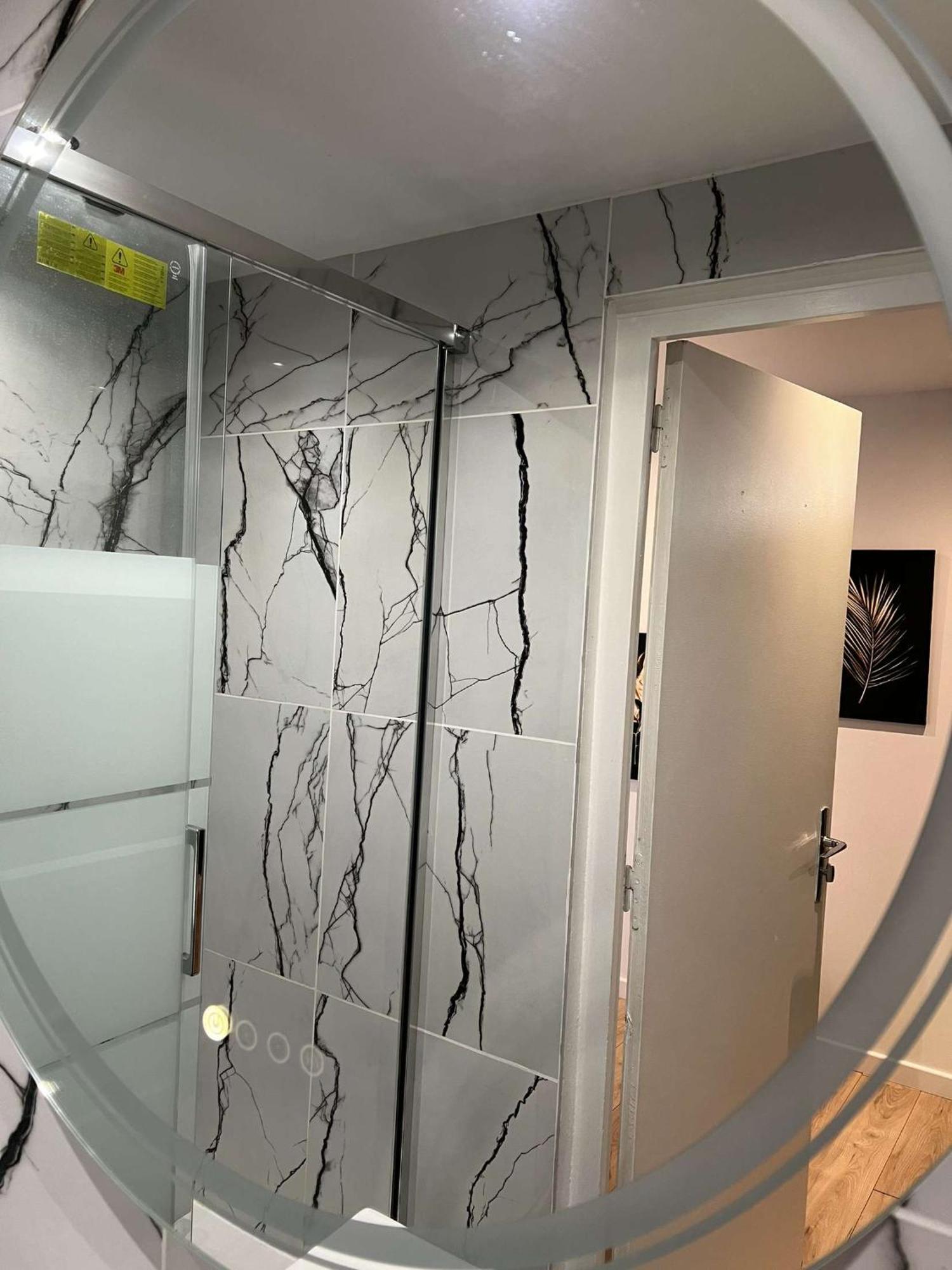 Appartement Moderne Vieille Ville Parking Gratuit Анси Экстерьер фото
